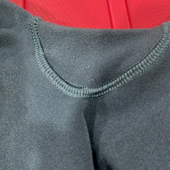 Lululemon dark green leggings - Picture 10 of 16